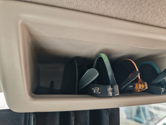 VW T5 Brillenhalter – Halterung für das Ablagefach