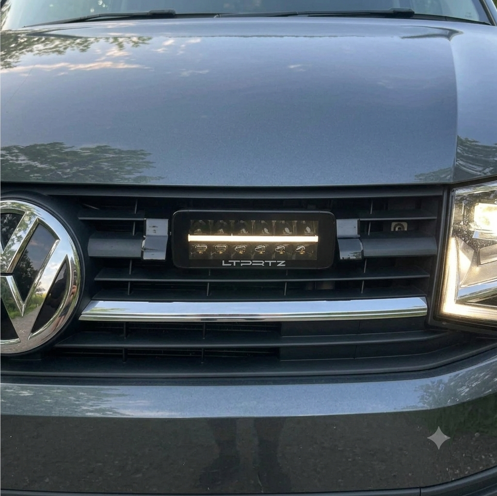 VW T6 Multivan California Integrationkit Zusatzscheinwerfer Kühlergrill